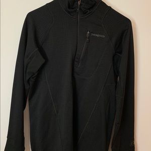 Patagonia R1 Polartec power-dry 3/4 zip pullover